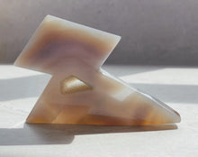 Load image into Gallery viewer, Agate Lightning