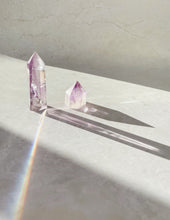 Load image into Gallery viewer, Amethyst Tower