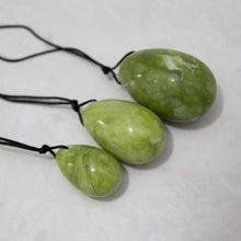 Load image into Gallery viewer, Jade Yoni Egg Set