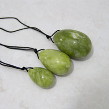 Load image into Gallery viewer, Jade Yoni Egg Set