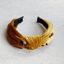 Load image into Gallery viewer, Garnet