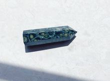 Load image into Gallery viewer, Kambaba Jasper Tower