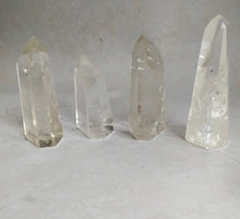 Load image into Gallery viewer, Clear Quartz Tower