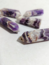 Load image into Gallery viewer, Amethyst Chevron Towers