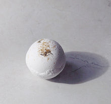 Load image into Gallery viewer, Geranium, Grapefruit and Vitamin E Oil Himalayan Salt Bath Bomb