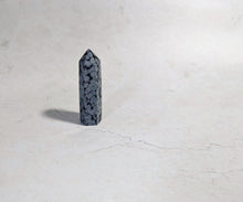 Load image into Gallery viewer, Snowflake Obsidian Tower
