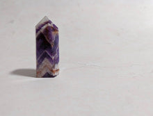 Load image into Gallery viewer, Amethyst Chevron Towers