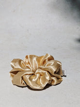 Load image into Gallery viewer, Satin Crystal Scrunchies