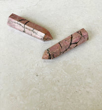 Load image into Gallery viewer, Rhodonite Tower
