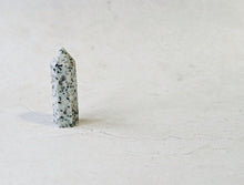 Load image into Gallery viewer, Kiwi Jasper Tower