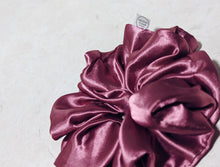 Load image into Gallery viewer, Satin Crystal Scrunchies