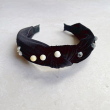 Load image into Gallery viewer, Opal and Snowflake Obsidian