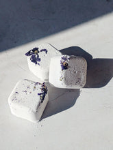 Load image into Gallery viewer, Tea Tree, Thyme and Juniper Shower Steamer with Mallow Flowers
