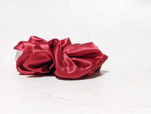 Load image into Gallery viewer, Satin Crystal Scrunchies
